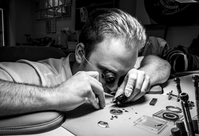 瑞士查扣80吨手表,瑞士海关查获手表