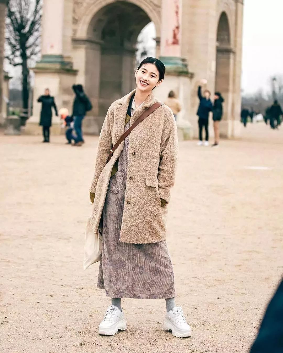 女明星都有的一双鞋,很火的一双女生鞋