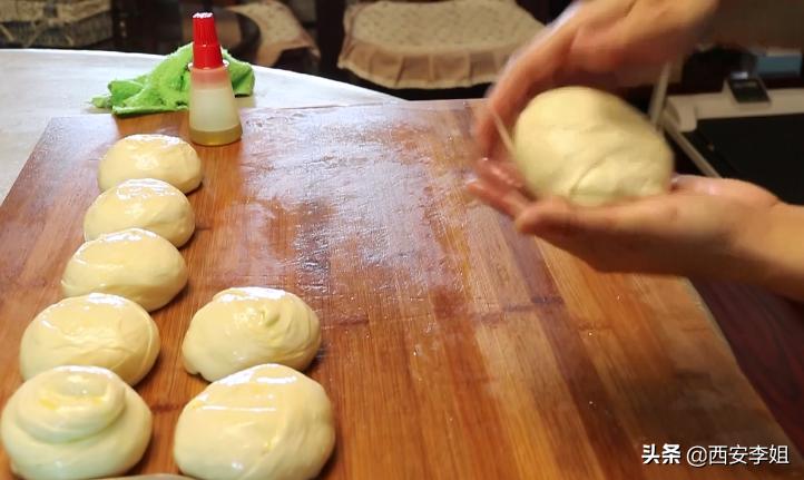 一斤萝卜能做几个萝卜饼,萝卜怎样做好吃视频教程