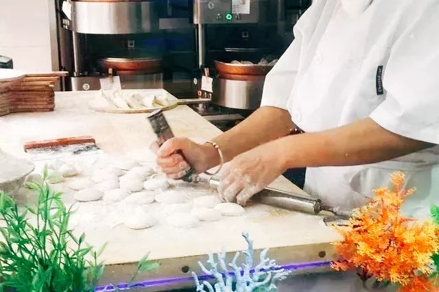 天津最火爆的锅贴,天津锅贴有什么馅