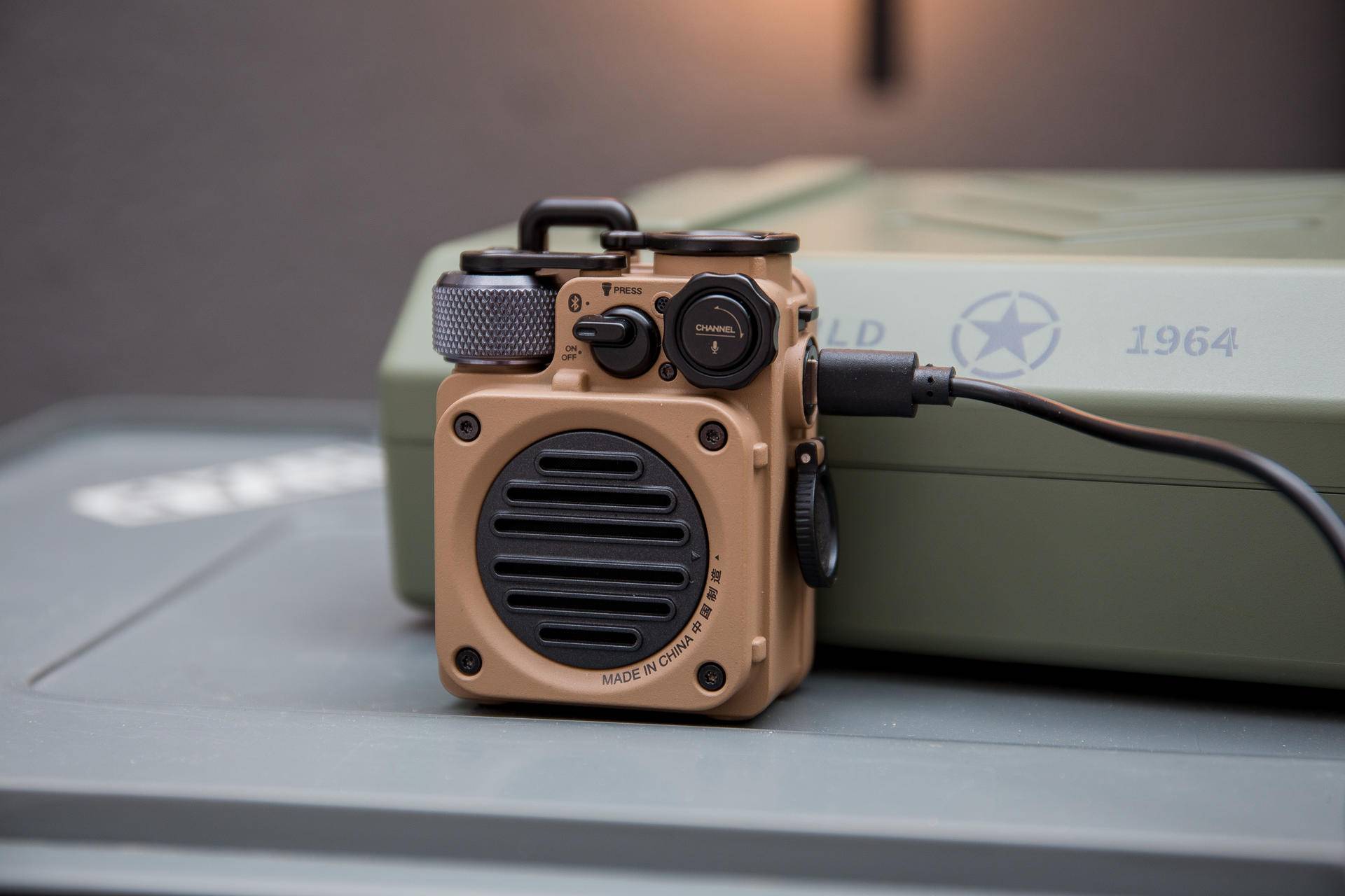 比猫王收音机还要好的收音机,猫王收音机与山进收音机哪个好