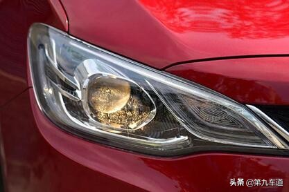 下雨天led大灯和卤素大灯对比,卤素大灯耗电还是led大灯耗电