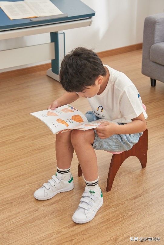 儿童升降学习桌值得买吗,儿童学习桌有必要买吗