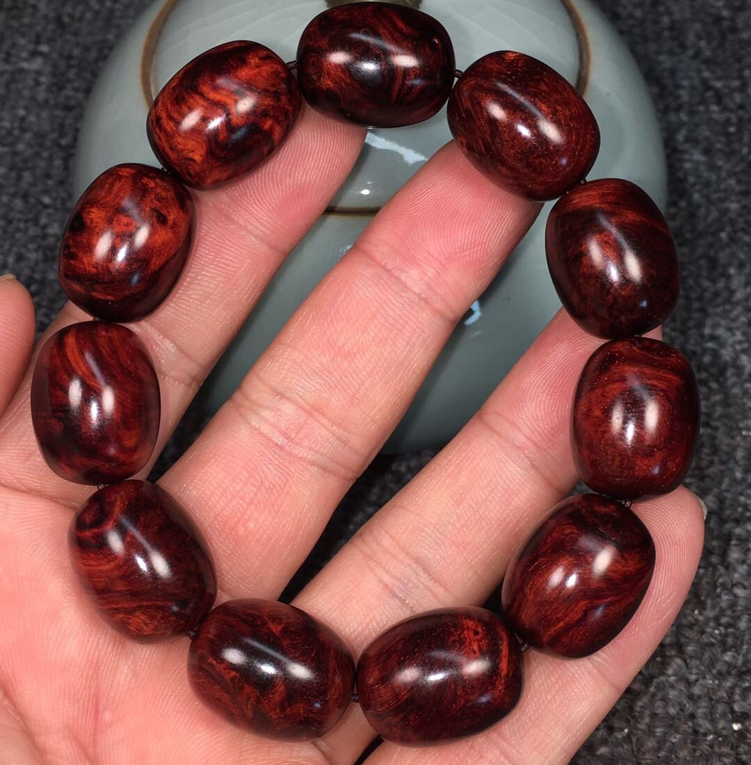 红木家具你了解多少,紫檀手串怎么盘最好