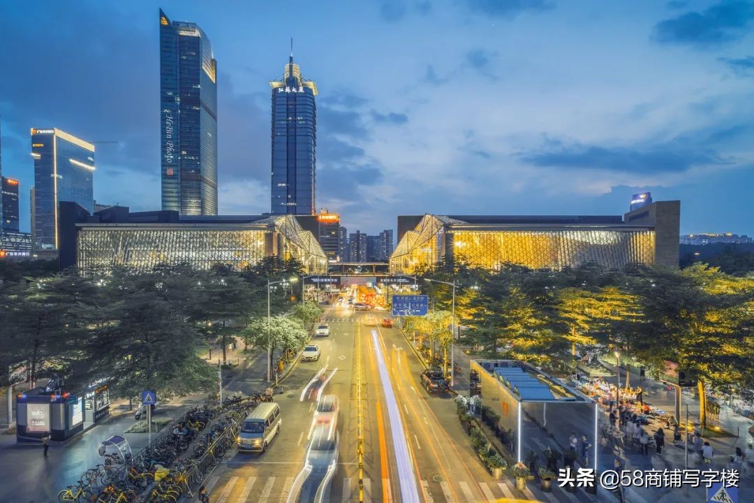 三十而已成长与蜕变,三十而已时代店铺