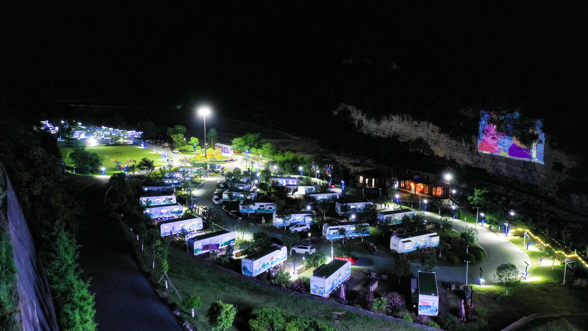 宜昌兴山朝天吼漂流空气质量,宜昌朝天吼漂流今天可以游吗