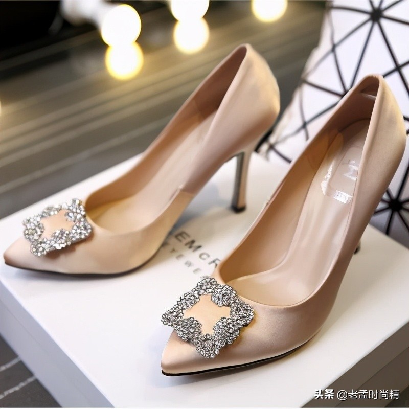 高跟鞋2019排行榜,今年最美的高跟鞋夏天