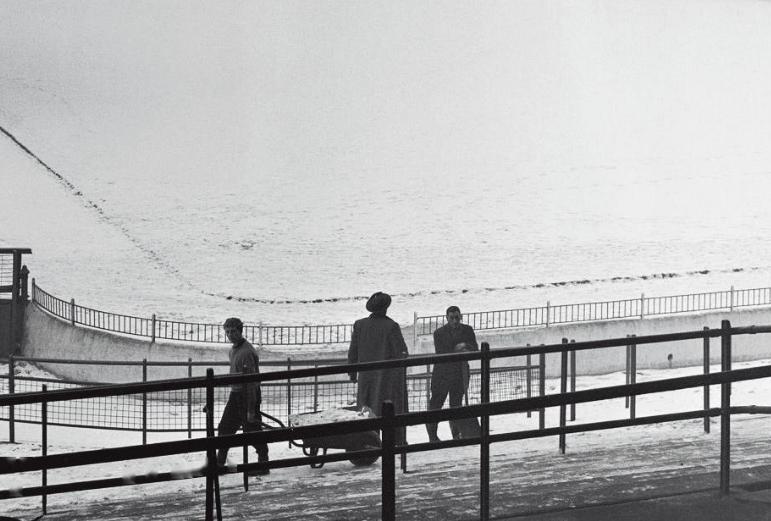 冰封的足球，超级寒潮