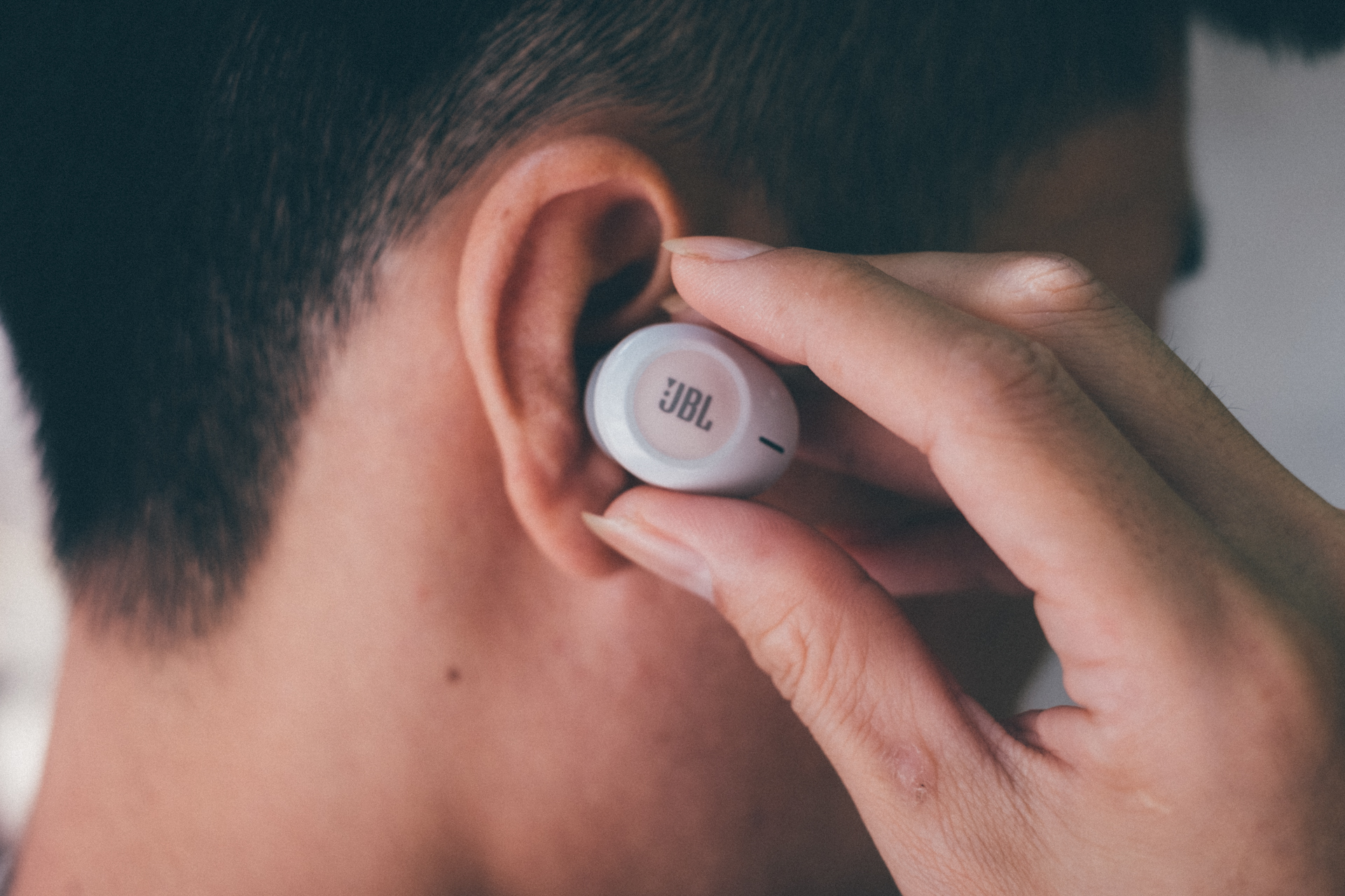 jbltune220tws真无线蓝牙耳机评测,jbltune