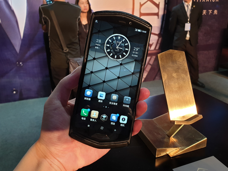 8848钛金手机m5精英版,8848钛金手机m5巅峰还可以卖多少