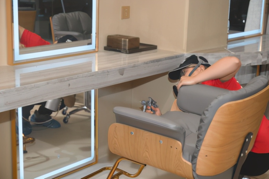 开业在即,浙大冰虫助力鹤祥宫室内空气治理,缔造健康养生环境