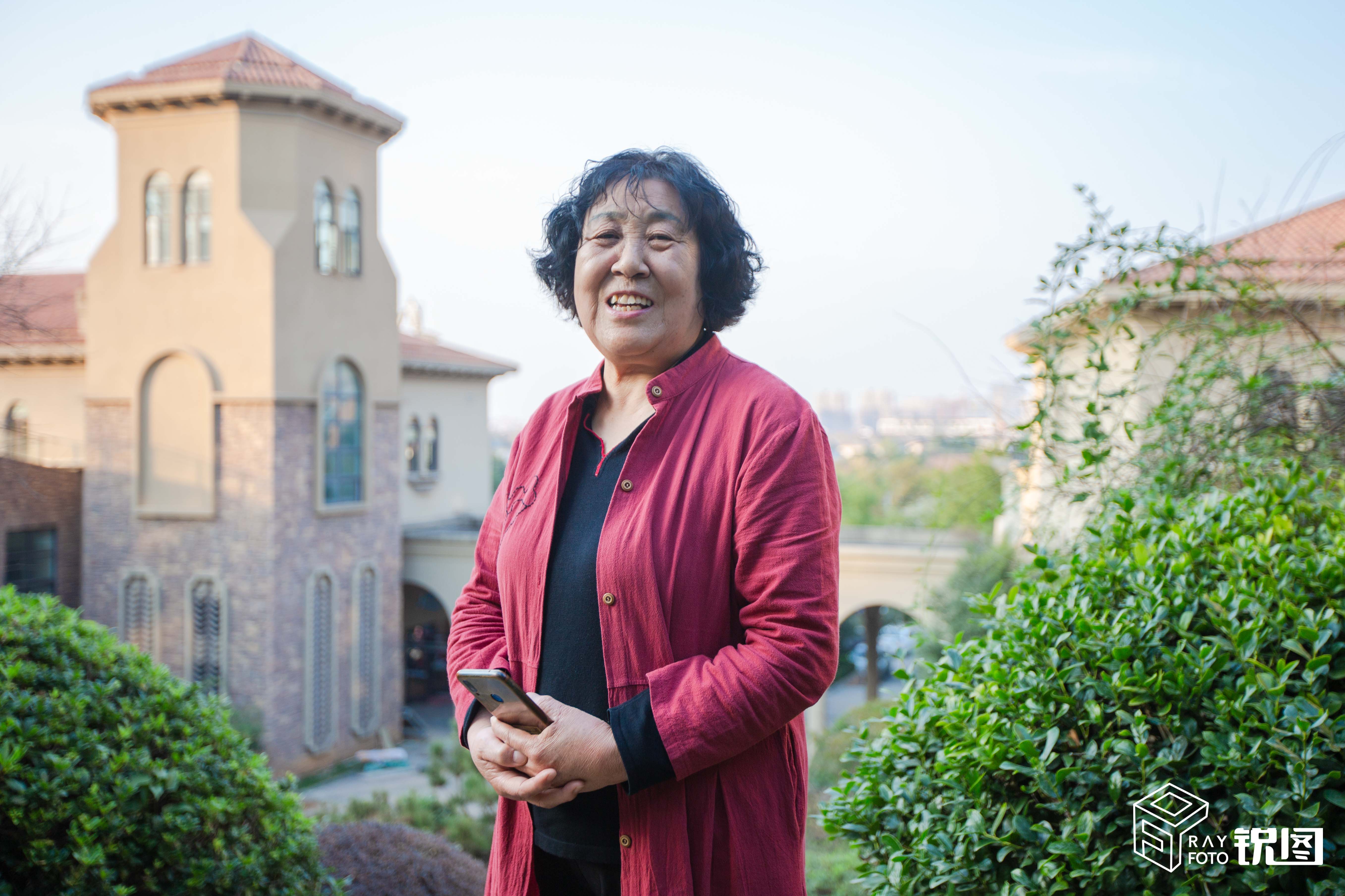 三个时尚奶奶,三个老奶奶创业