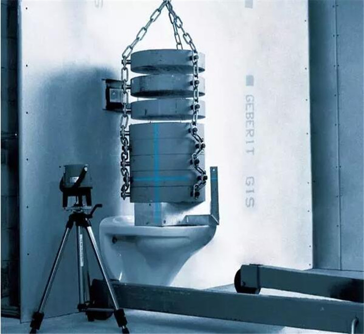 壁挂式马桶坐塌怎么办,壁挂马桶会不会掉下来