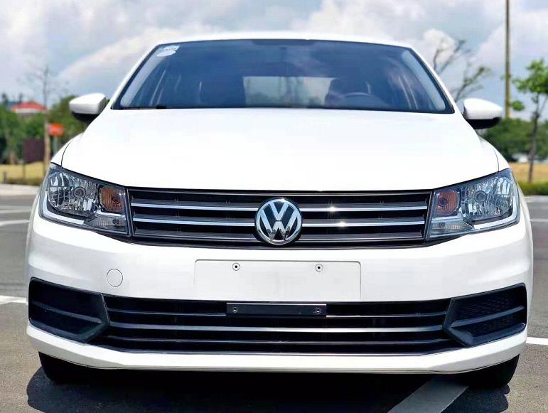 6万多买大众桑塔纳自动挡,6万块钱左右的桑塔纳