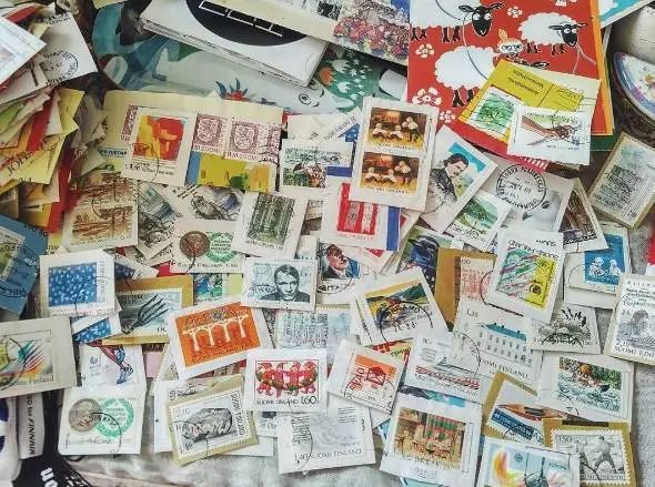 红帽子白胡子的老人,白胡子红帽子老人