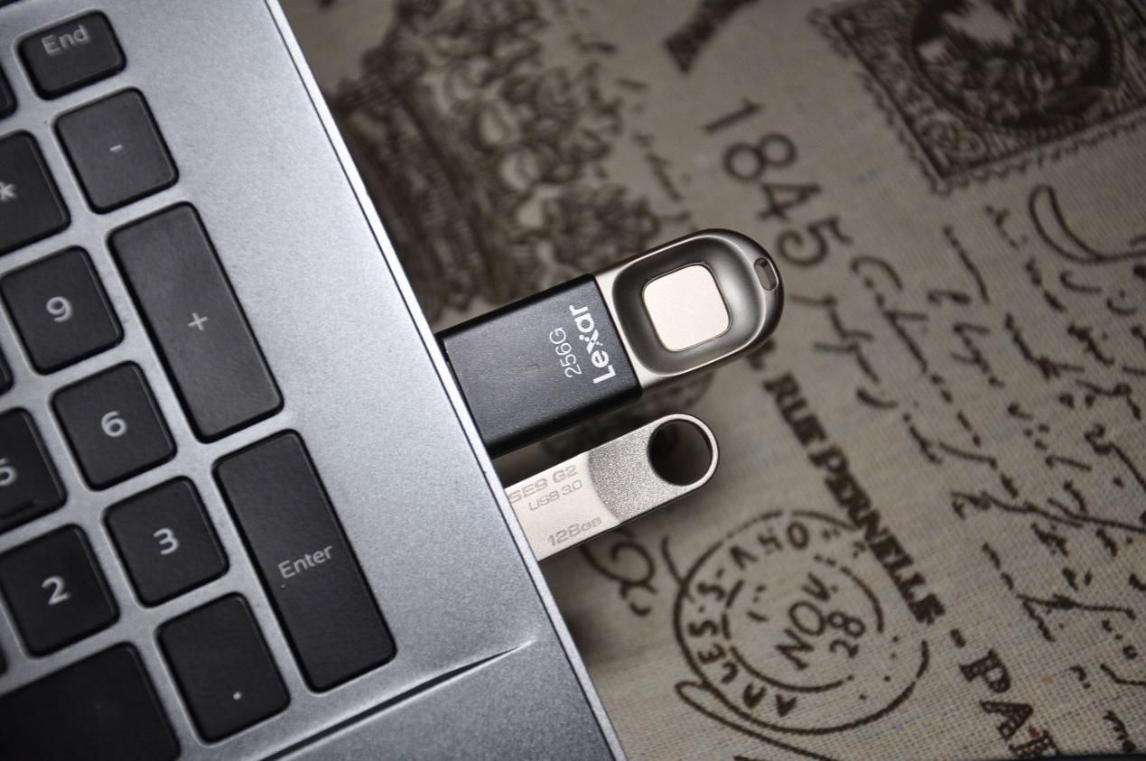 指纹加密固态u盘怎么输入指纹,指纹加密u盘可防拷贝吗