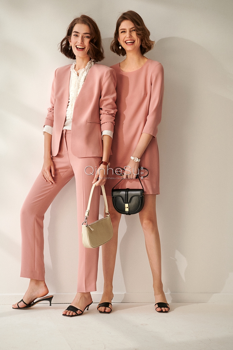 有了装备进入无敌状态,有套装了还需要变卡么