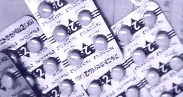 网红女主播卖毒,网红带货女主播卖新型毒品