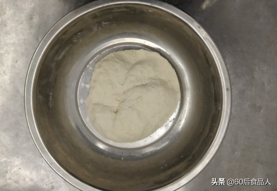 油条店油条的做法和配方,油条正宗做法和配方全过程