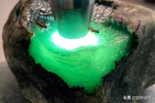 全国最贵翡翠原石,史上最贵的翡翠标王