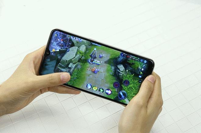 oppoa7测评吃鸡,oppoa7手机性能怎样