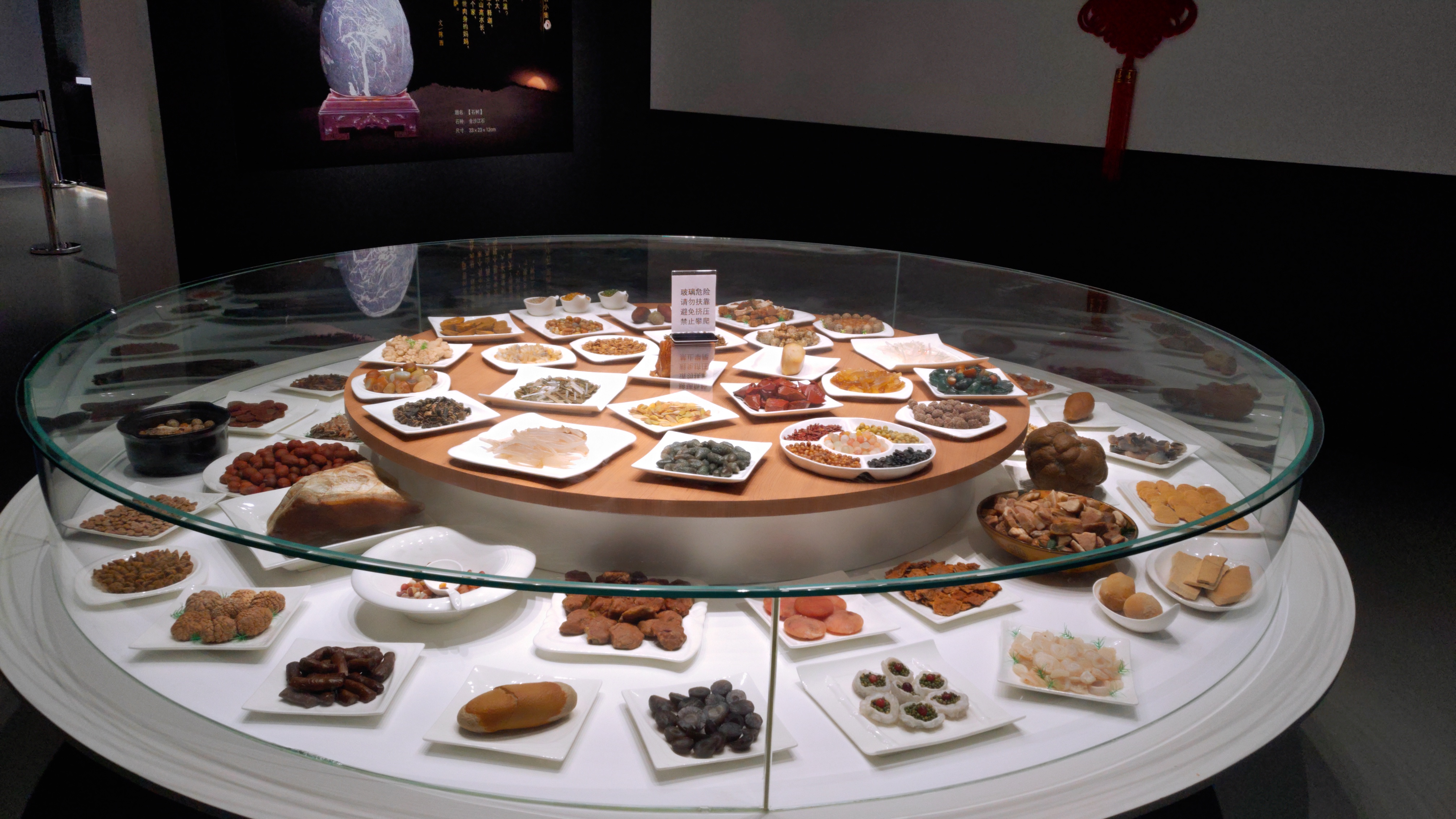 龙岗红立方攻略,深圳龙岗红立方免费