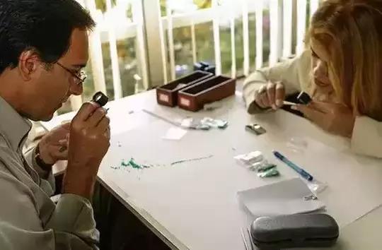 巴西奶奶绿这么贵是有道理的，开采太难了！都是高科技