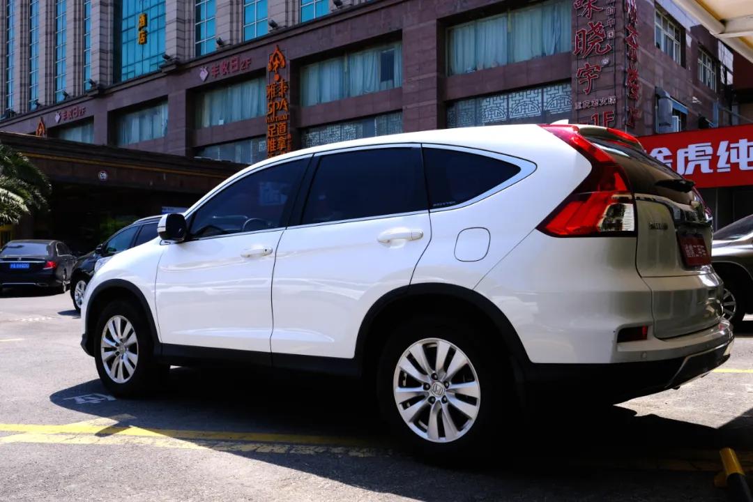 看完本田crv这五大优点,荣放rav4和本田crv哪个保值