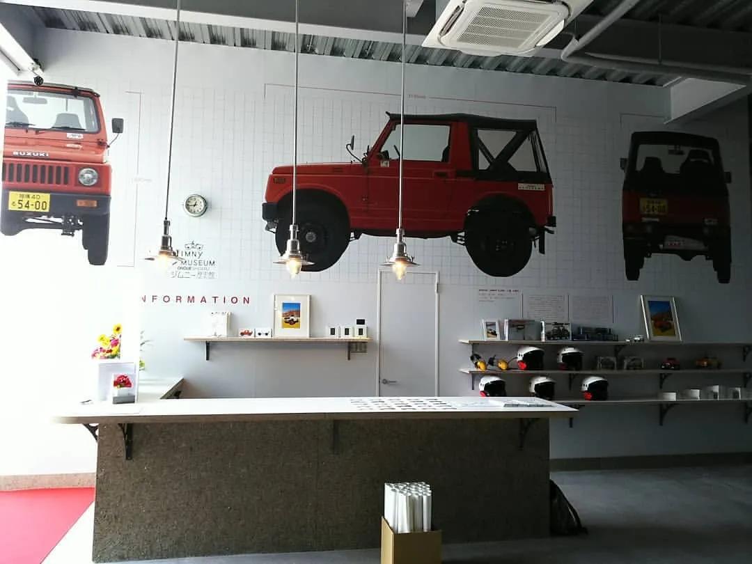 日本玩摩托车人手一辆,日本家庭一人工作养活一家人