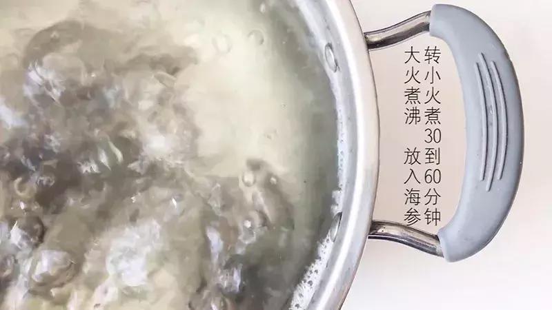 泡发海参为什么12小时换一次水,拉缸海参泡发正确流程的做法步骤