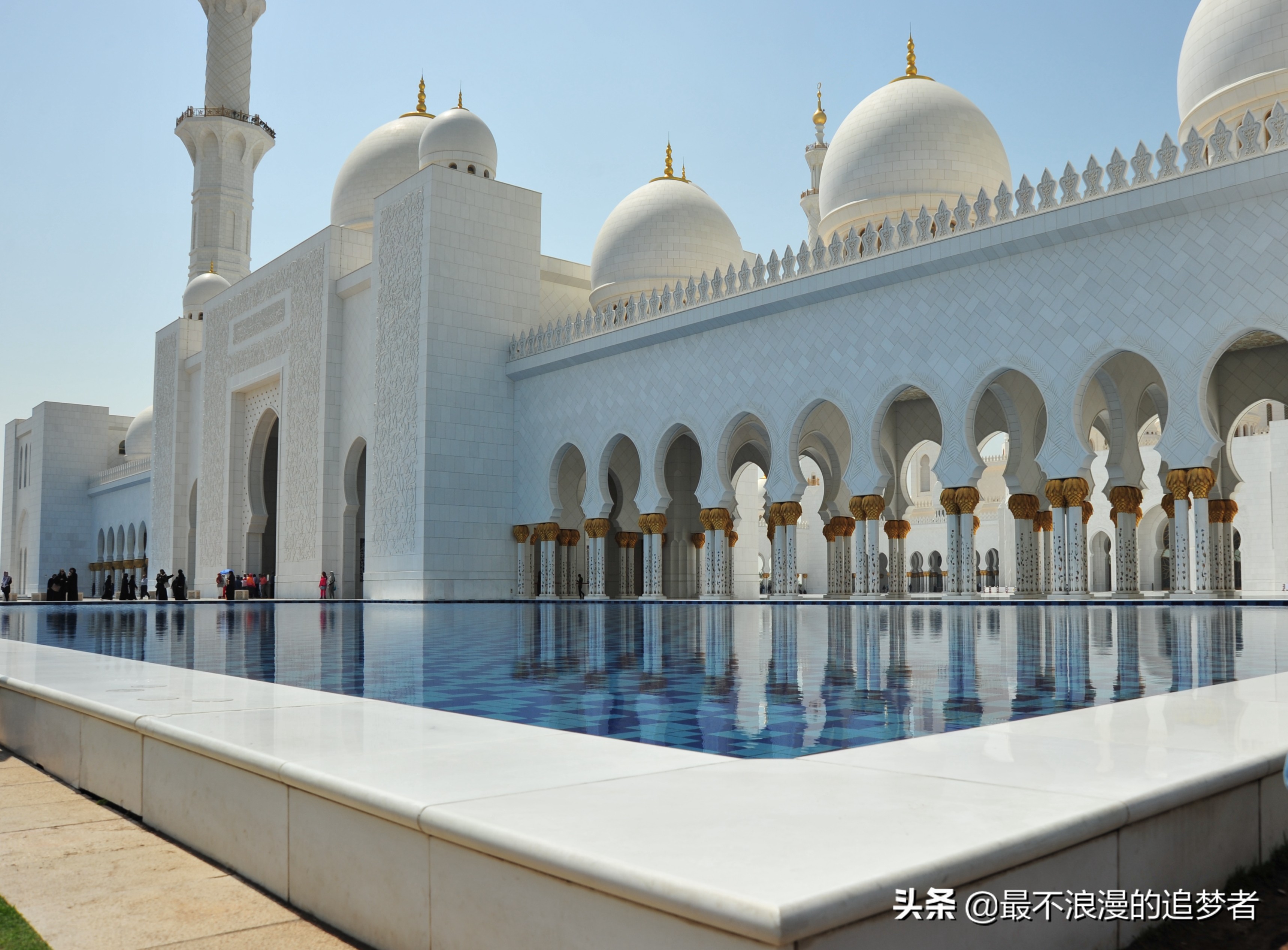 阿联酋谢赫扎耶德清真寺旅游,迪拜谢赫扎耶德路旅游