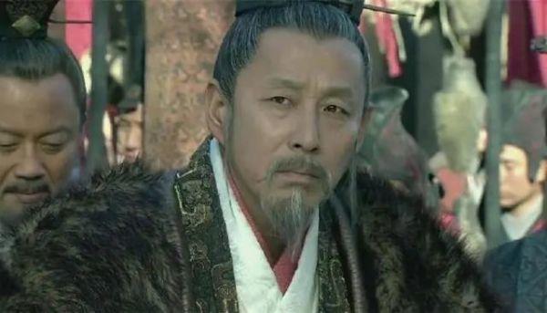 当你走投无路负债累累时,当你一无所有的时候别急着去抱怨