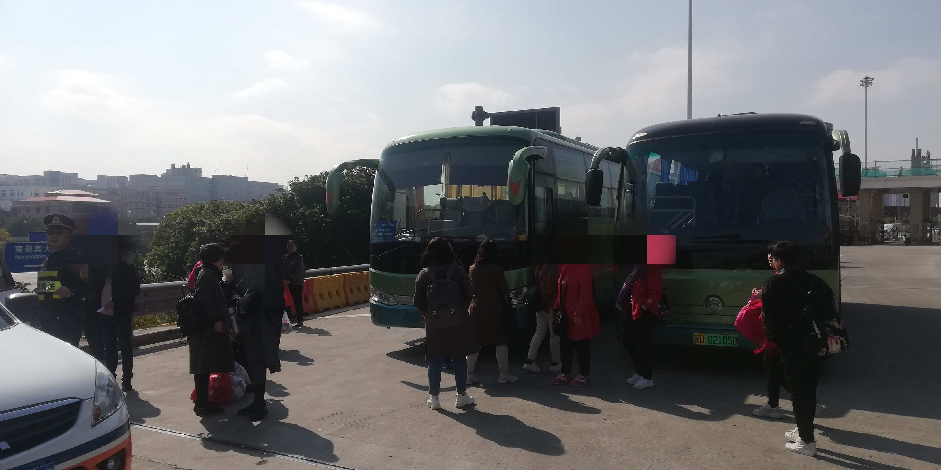 旅行社用非营运车,旅行社接送游客属于营运车辆吗