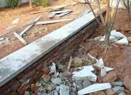 室外地面石材泛碱怎么办,石材泛碱怎么清理