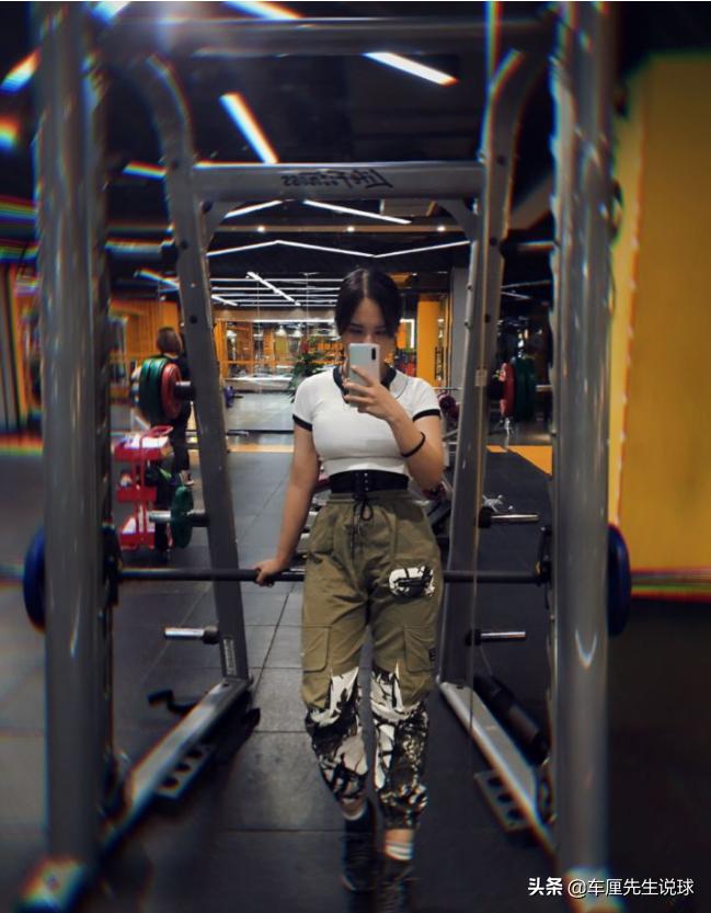 屁股大腰粗的女生适合穿什么,屁股大腰粗的女生穿什么裤子