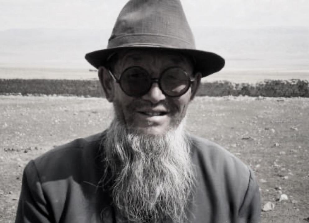 中医治病的奇闻异事,中医奇闻之点穴