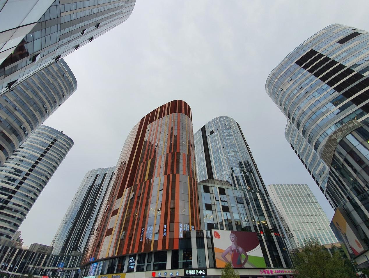 三星note10+现在还值得拥有吗,三星note10+现在能称得上机皇吗