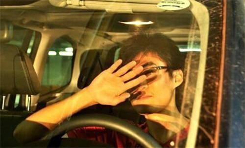 如何对付闪远光,对付远光灯的正确做法