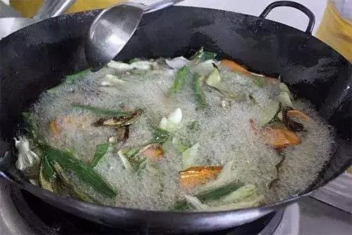 纸上烤鱼秘制底料配方做法视频,万州烤鱼秘制料商用配方