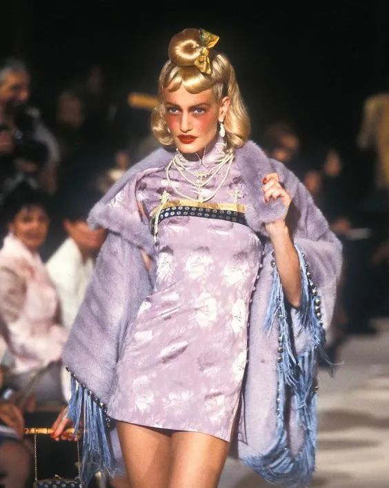 明星都穿的旗袍,中外女明星穿旗袍