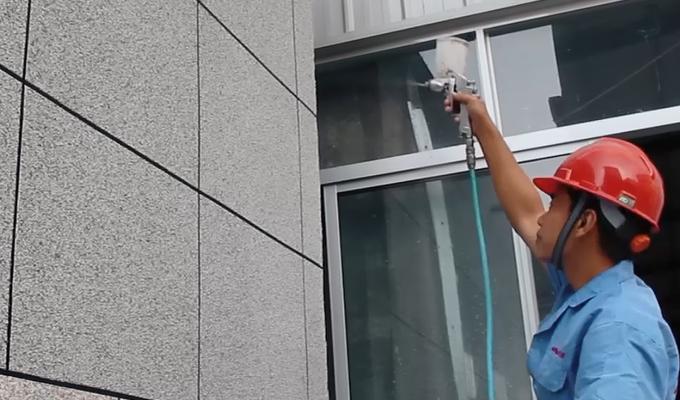 三棵树真石漆喷涂工艺,真石漆保温一体板喷涂视频