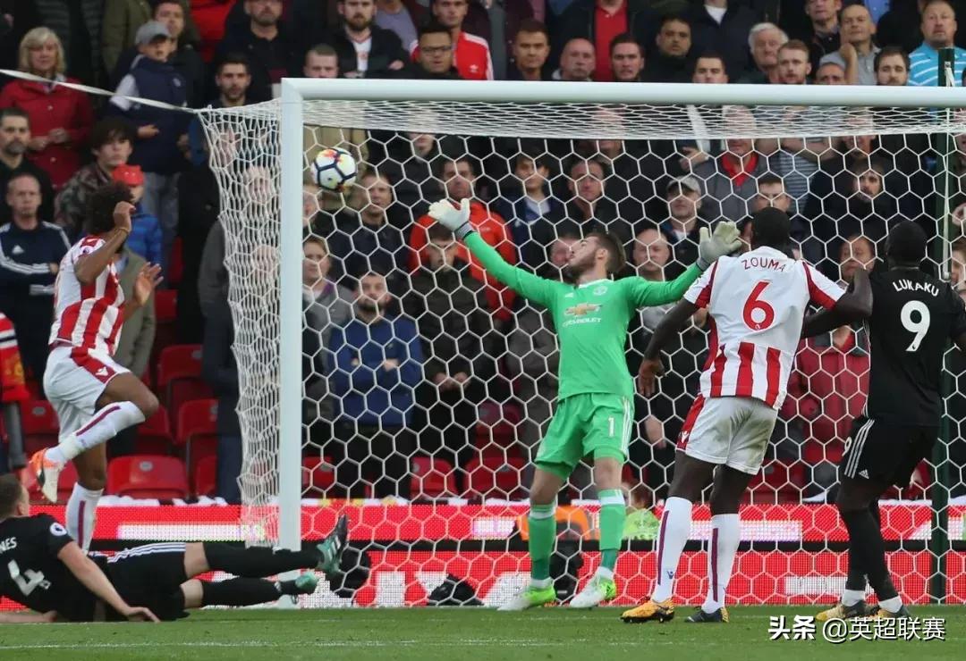 德赫亚从世界第一门将到替补,德赫亚走下神坛的开端