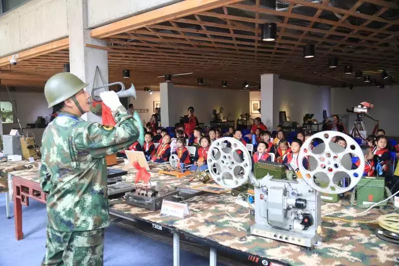 启新1889研学游体验馆_电力体验项目火热开展