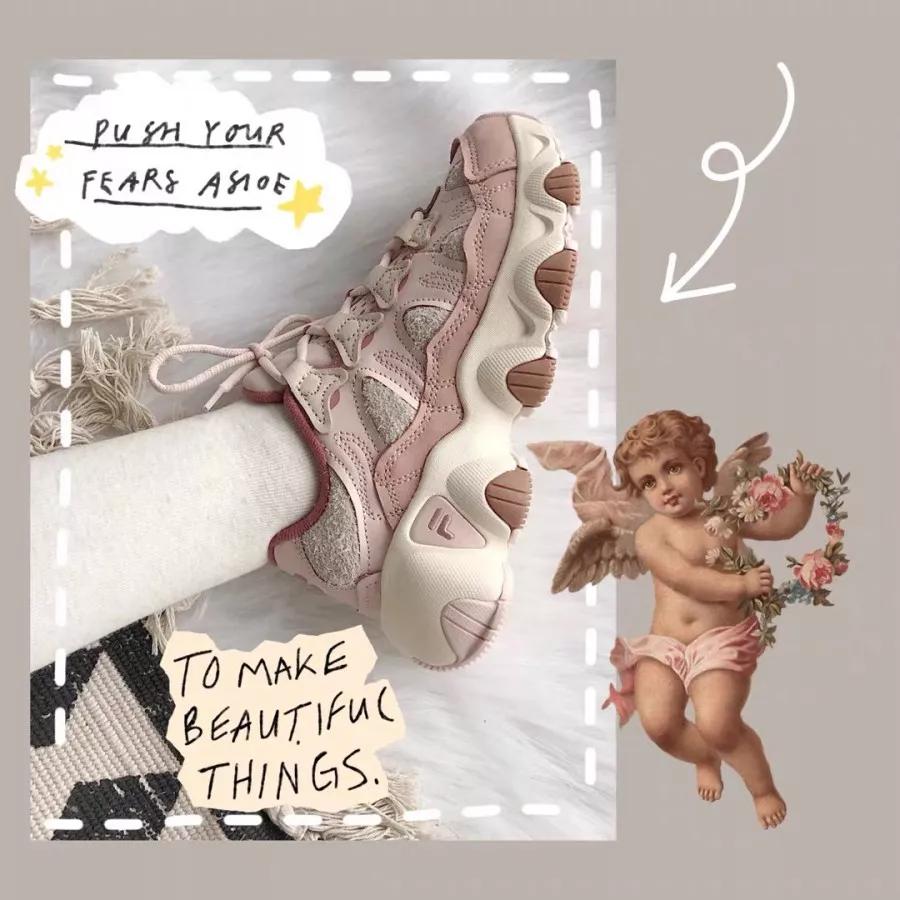 矮个子女生穿什么运动鞋好看,女生百搭运动鞋高级感