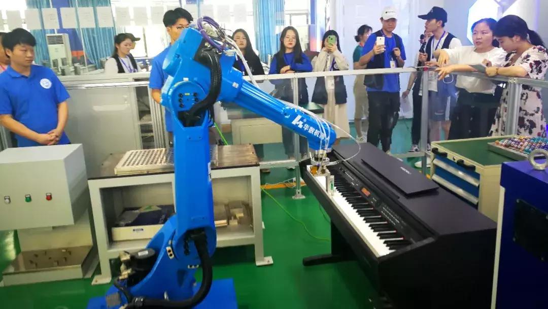 武汉职业技术学院排名,高职小清华武汉职业技术学院