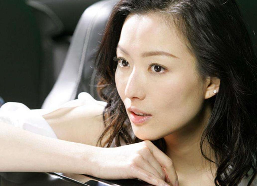 你适合直发还是卷发主要看这3点,为什么卷发比直发好看