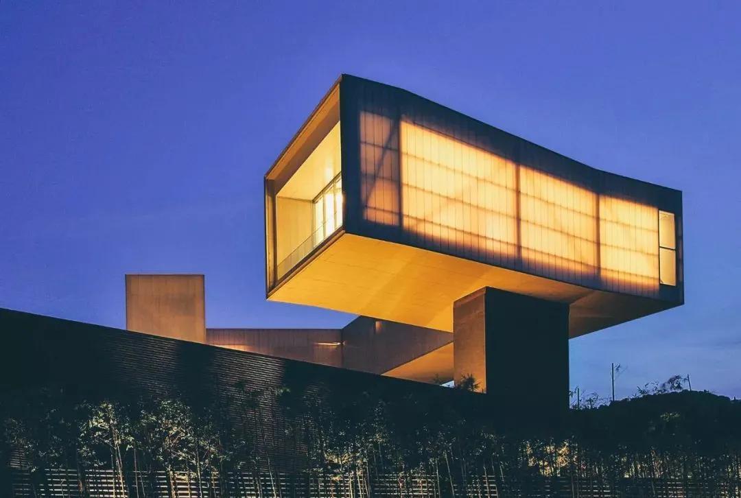 不出国就能环游世界的地方,不用出国门也能环游世界