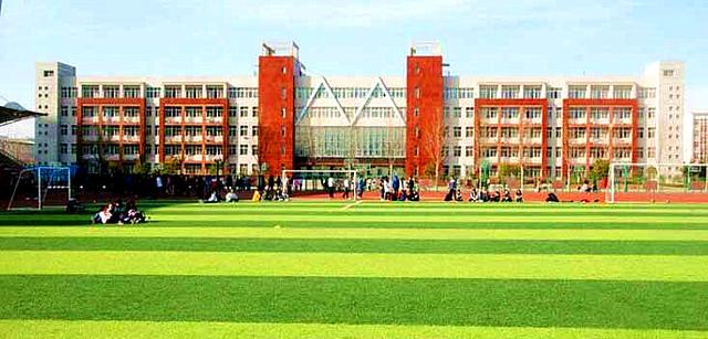 洛阳市最新排名前十的高中,洛阳高考升学率排名学校