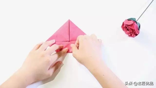 折纸大全玫瑰花简单步骤,折纸玫瑰花最简单最好看的做法