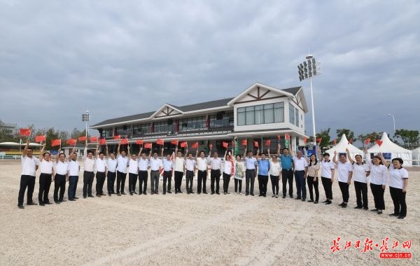 华中科技大学军运会,武汉军运会学校